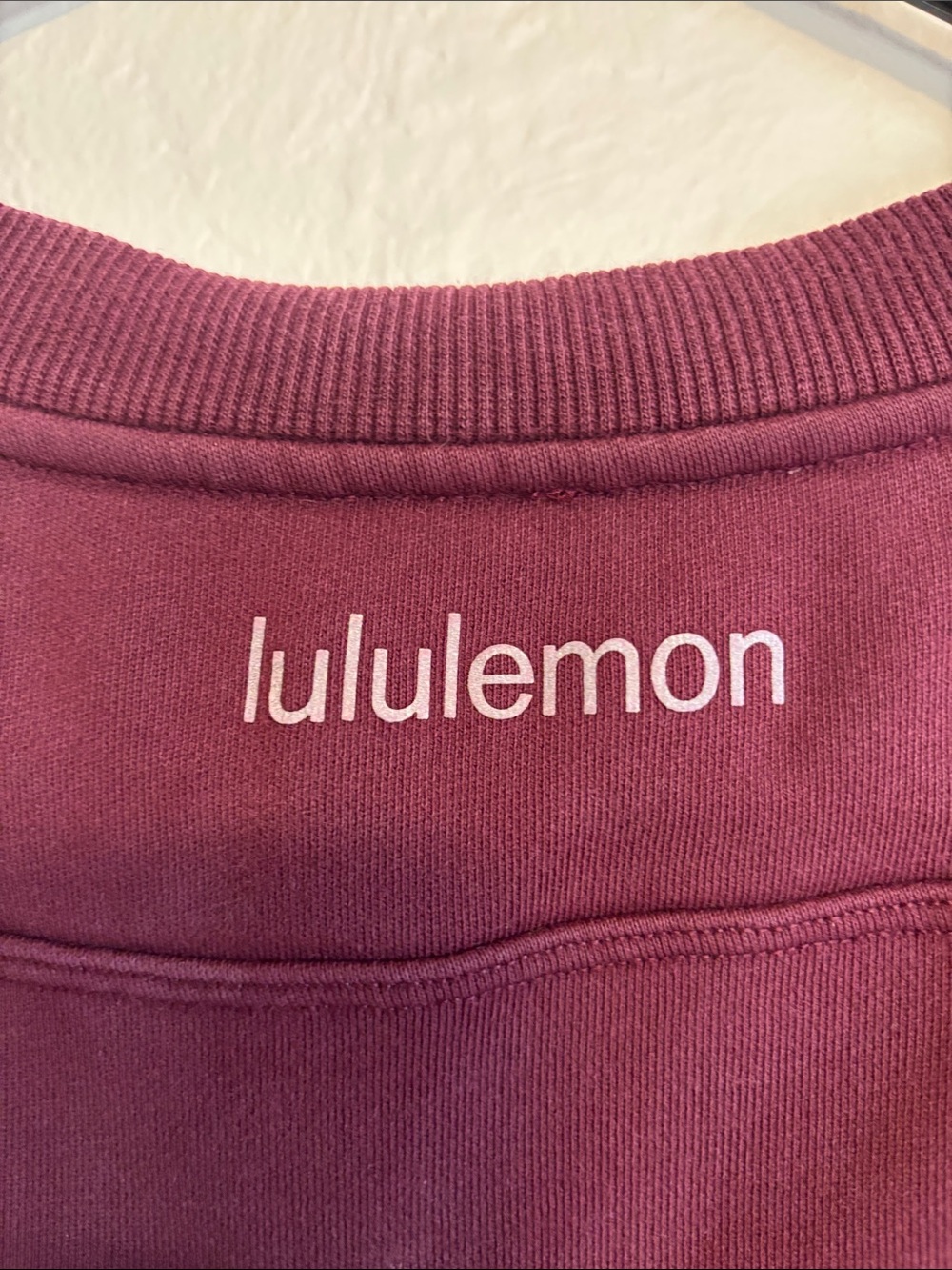 lululemon athletica Women's Crewneck Sweatshirt - Maroon - Picture 4 of 4